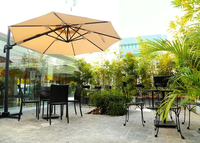 Travelbee Fuente Inn